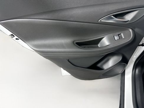 Used 2025 Buick Encore GX Preferred image 26