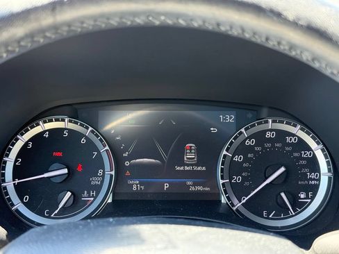 Used 2022 Toyota Highlander XSE AWD/4WD image 10