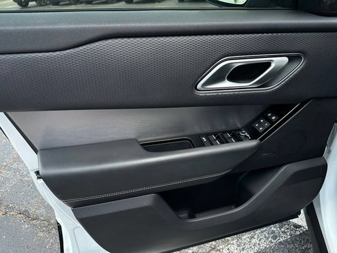 Used 2021 Land Rover Range Rover Velar R-Dynamic S AWD/4WD image 12