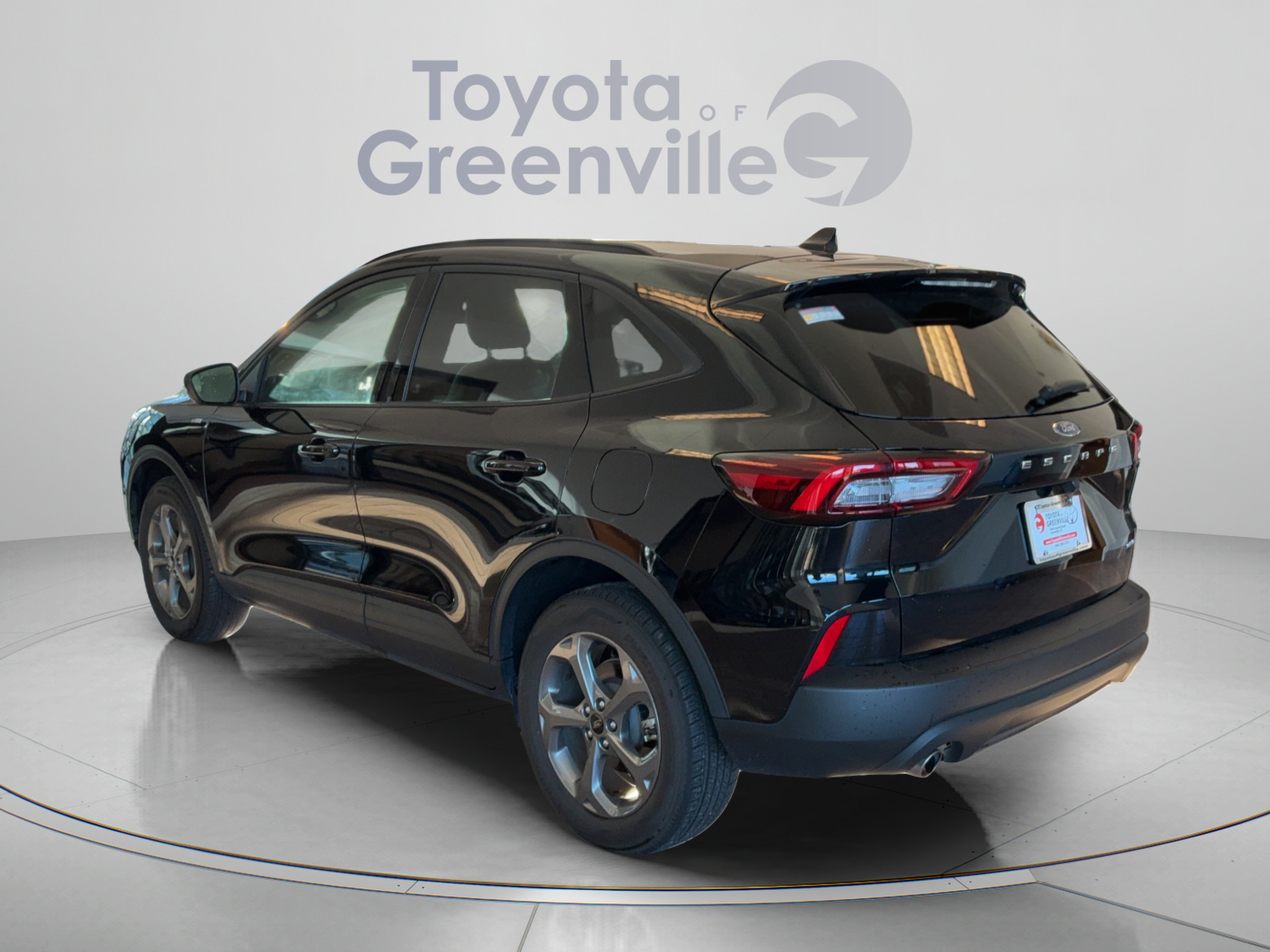 Used 2025 Ford Escape ST-Line Select AWD/4WD image 4