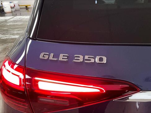 Used 2024 Mercedes-Benz GLE 350 4MATIC image 33