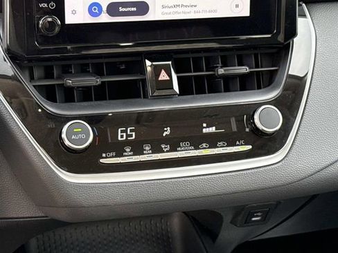 Used 2024 Toyota Corolla LE image 21