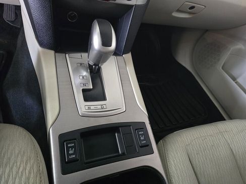 Used 2011 Subaru Outback 2.5i Premium image 20