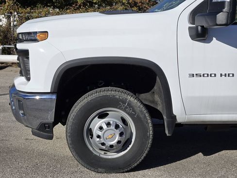 Used 2024 Chevrolet Silverado 3500 W/T w/ WT Convenience Package AWD/4WD image 8