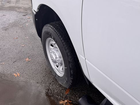 Used 2024 RAM 2500 Tradesman RWD image 14