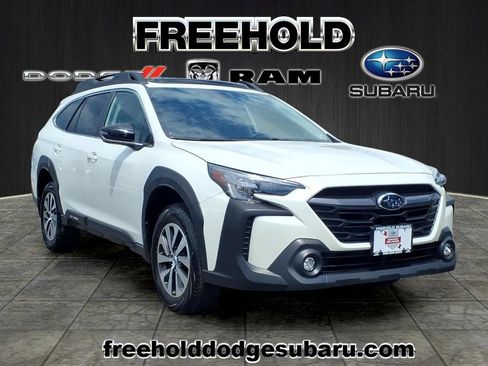 Certified 2024 Subaru Outback Premium w/ Popular Package #1A AWD/4WD image 1