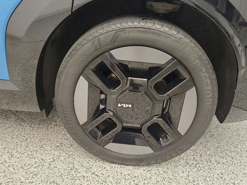 Used 2024 Kia EV9 GT-Line AWD/4WD image 9