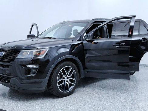Used 2019 Ford Explorer Sport image 9