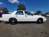 Used 2007 Ford Crown Victoria Police Interceptor image 3