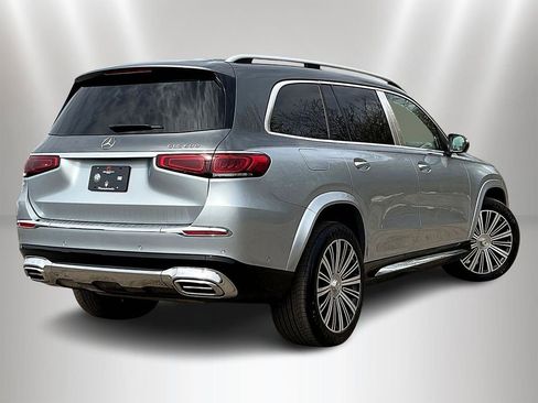 Used 2023 Mercedes-Benz Maybach GLS 600 4MATIC image 6