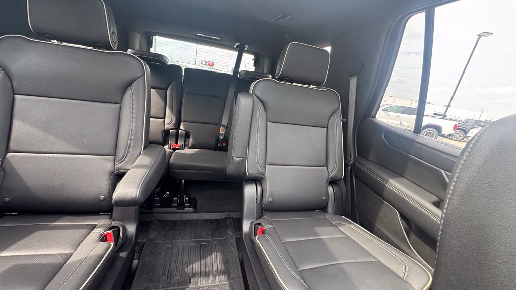 Used 2025 GMC Yukon Elevation w/ LPO, Get Active Package AWD/4WD image 35