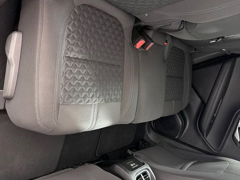 Used 2022 Chevrolet Blazer LT image 21