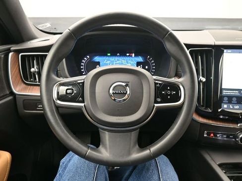 Used 2024 Volvo XC60 B5 Ultimate AWD/4WD image 25