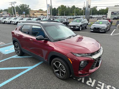 Used 2023 Chevrolet TrailBlazer RS w/ Convenience Package AWD/4WD image 6