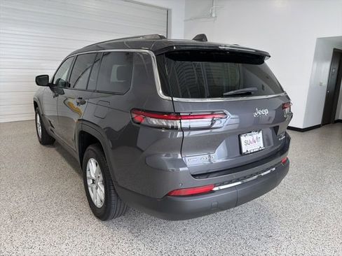 Used 2022 Jeep Grand Cherokee L Laredo w/ Luxury Tech Group I image 5