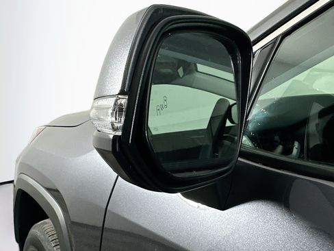 Used 2025 Toyota RAV4 XLE FWD image 16