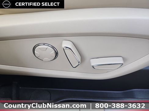 Used 2019 Lincoln MKC Select w/ Select Plus Package image 33