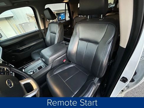 Used 2022 Ford Expedition XLT image 32