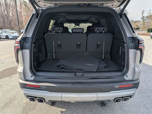 New 2026 Chevrolet Traverse Z71 image 29