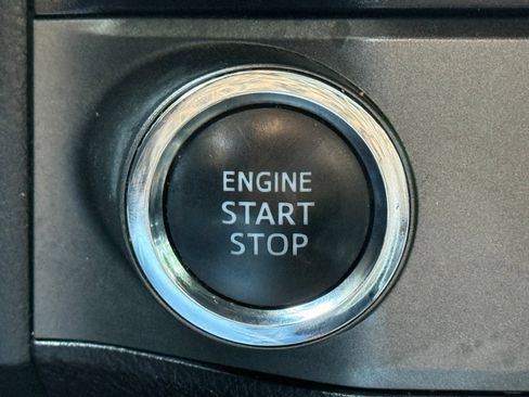 Used 2017 Toyota Tacoma TRD Sport w/ Premium & Technology Package RWD image 29