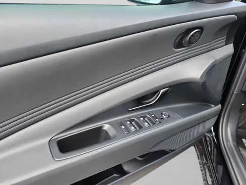 New 2026 Hyundai Elantra SEL Sport Premium FWD image 15