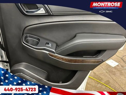Used 2019 Chevrolet Tahoe LT w/ Luxury Package AWD/4WD image 27
