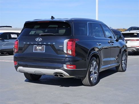 Used 2021 Hyundai Palisade Limited image 7