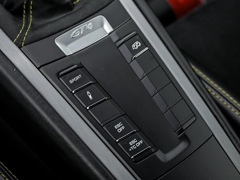 Used 2016 Porsche Cayman GT4 RWD image 24