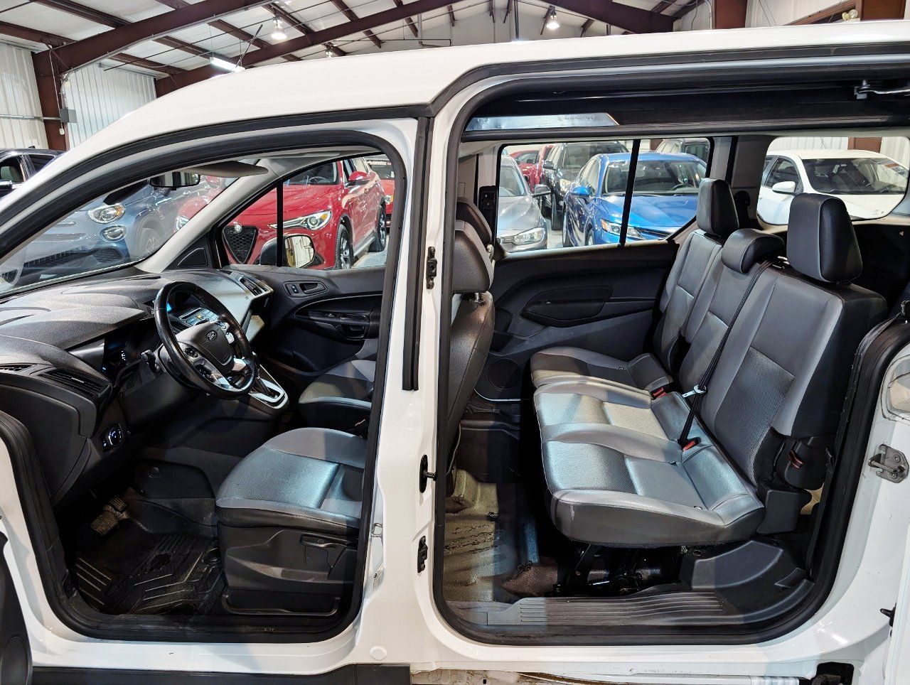 Used 2018 Ford Transit Connect XL FWD image 18