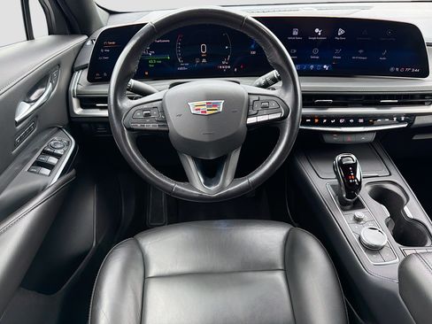 Certified 2025 Cadillac XT4 Premium Luxury FWD image 21