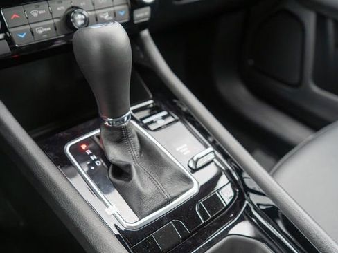 New 2026 Jeep Compass Limited image 25