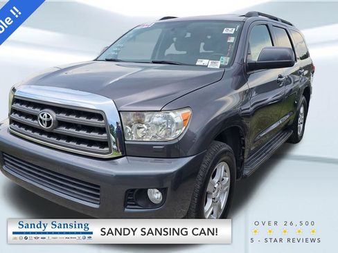 Used 2014 Toyota Sequoia SR5 RWD image 1