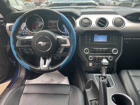 Used 2019 Ford Mustang GT RWD image 27