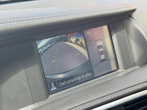 Used 2018 INFINITI QX30 Sport w/ Sport Leather Package image 19