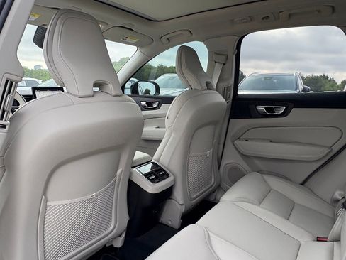 New 2026 Volvo XC60 B5 Ultra w/ Protection Package Premier image 21