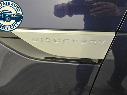 Used 2018 Land Rover Discovery HSE Luxury AWD/4WD image 31