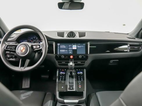 New 2026 Porsche Macan image 21