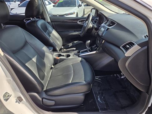 Used 2017 Nissan Sentra SL w/ SL Premium Technology Package image 17