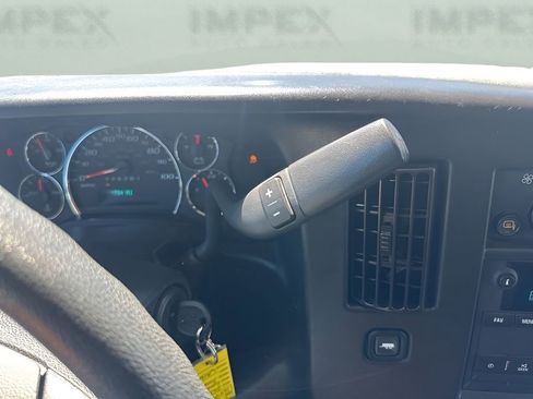 Used 2023 GMC Savana 2500 w/ Driver Convenience Package image 14