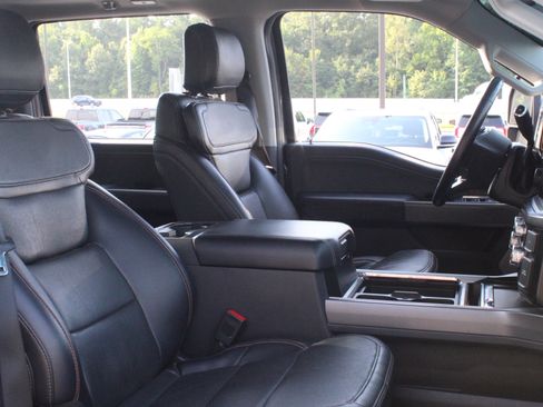 Used 2023 Ford F250 Lariat w/ Lariat Ultimate Package AWD/4WD image 38