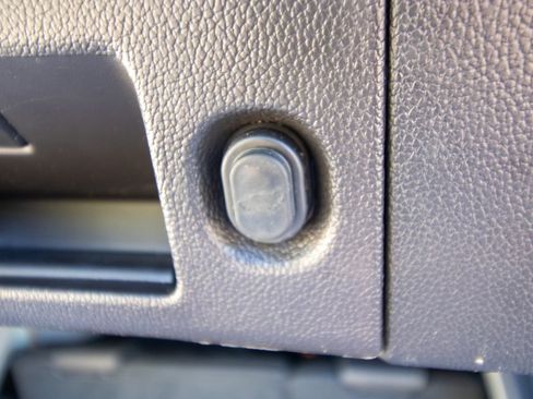 Used 2015 GMC Yukon Denali w/ Premium Package image 52