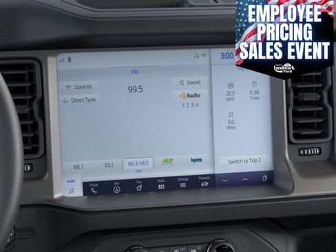 New 2025 Ford Bronco Outer Banks AWD/4WD image 16