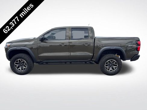 Used 2024 Chevrolet Colorado ZR2 w/ Technology Package AWD/4WD image 3