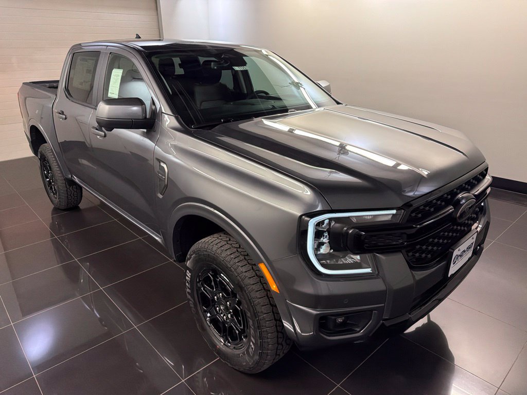 New 2026 Ford Ranger Lariat w/ Black Appearance Package AWD/4WD image 1