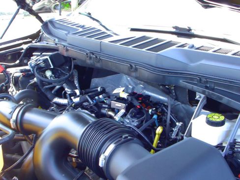 Used 2023 Ford F150 XLT w/ Equipment Group 302A High AWD/4WD image 8