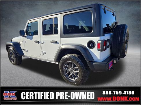 Used 2024 Jeep Wrangler Sport S image 6