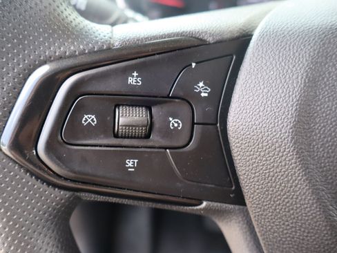Used 2023 Chevrolet TrailBlazer LT FWD image 15