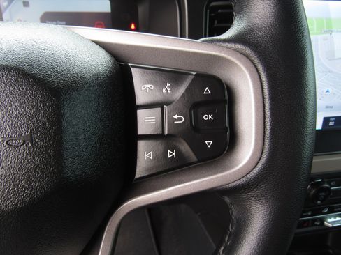 Used 2023 Ford Bronco Wildtrak image 25