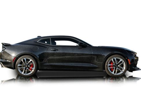 Used 2024 Chevrolet Camaro SS RWD image 2