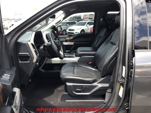 Used 2019 Ford F150 Lariat RWD image 11